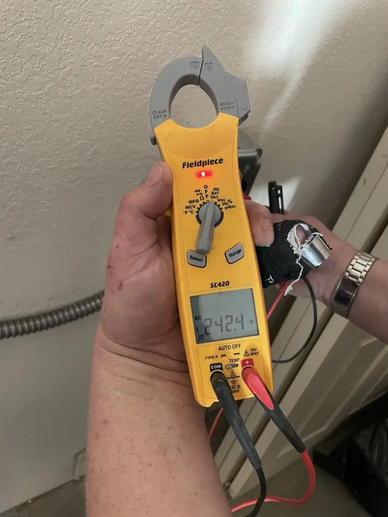Voltage testing with clamp meter during Generator Installation in Menlo Park